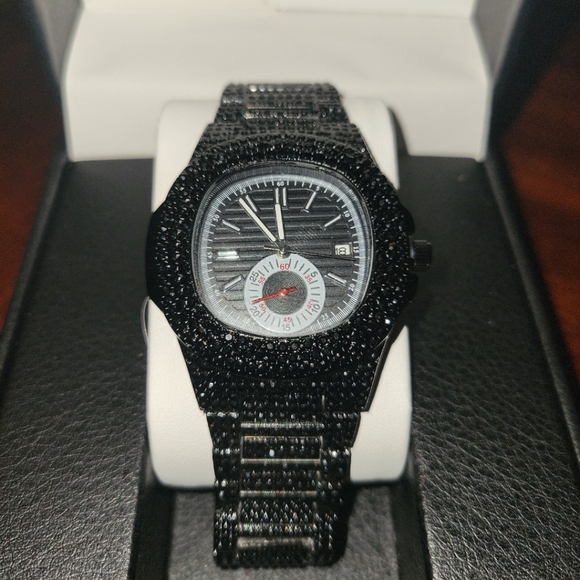 Mens Iced Luxury Fully Covered Black Simulated Diamonds Quartz Movement Watch - Picture 2 of 11